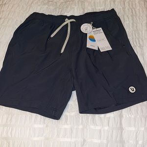 Brand New Vuori Kore Charcoal Men’s Shorts
